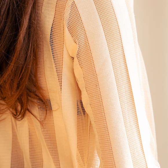 Vintage Beige Sheer Robe - Picture 5 of 5